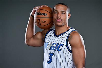 O Magic usa 4 escolhas de primeira rodada! Bane acertou 4 de 16 arremessos de três pontos desde o início da temporada e 1 de 9 na pré-temporada.