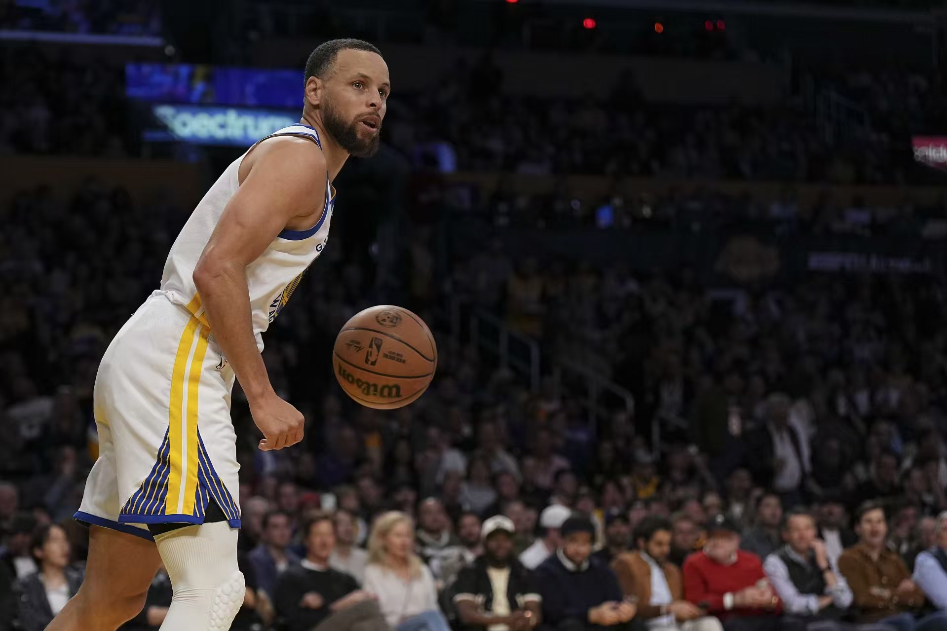 Curry está resfriado há muitos dias! Kerr: Curry vai perder o jogo de amanhã contra o Kings