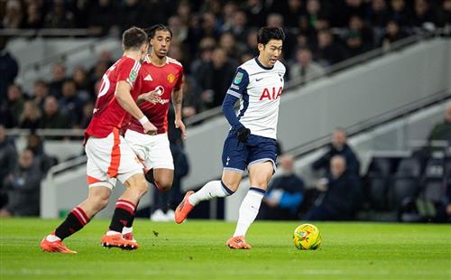 Tottenham Hotspur x Manchester United